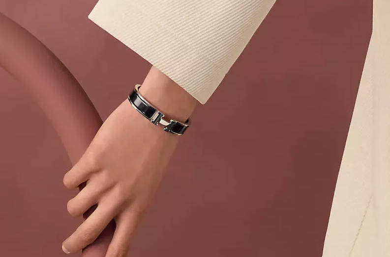 Hermes Clic H Bracelet Real vs. Fake: 10 Signs to Spot a Fake One