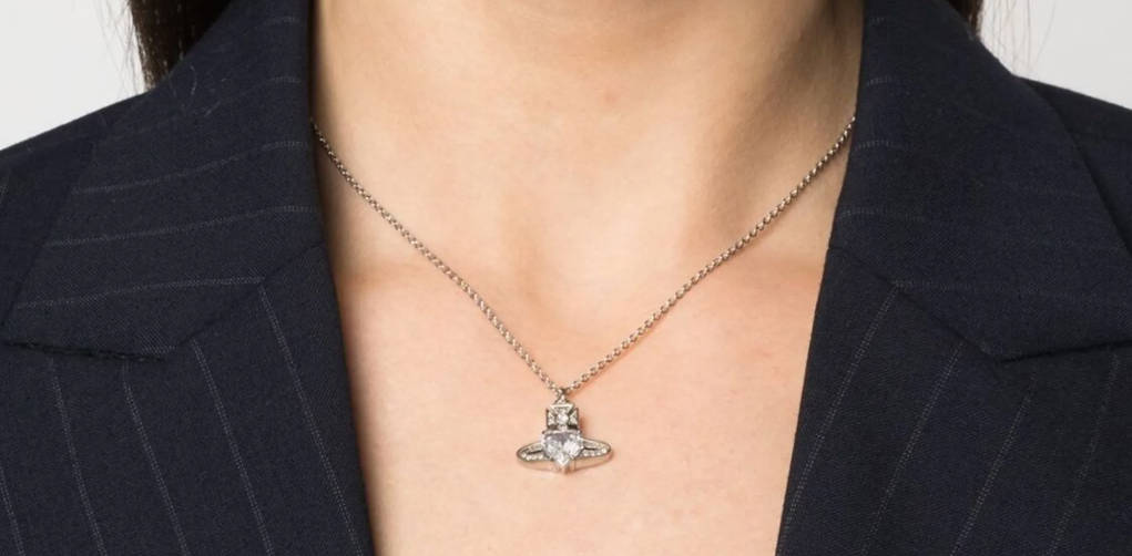 Vivienne Westwood Necklace Real vs. Fake: 9 Signs to Spot a Fake One