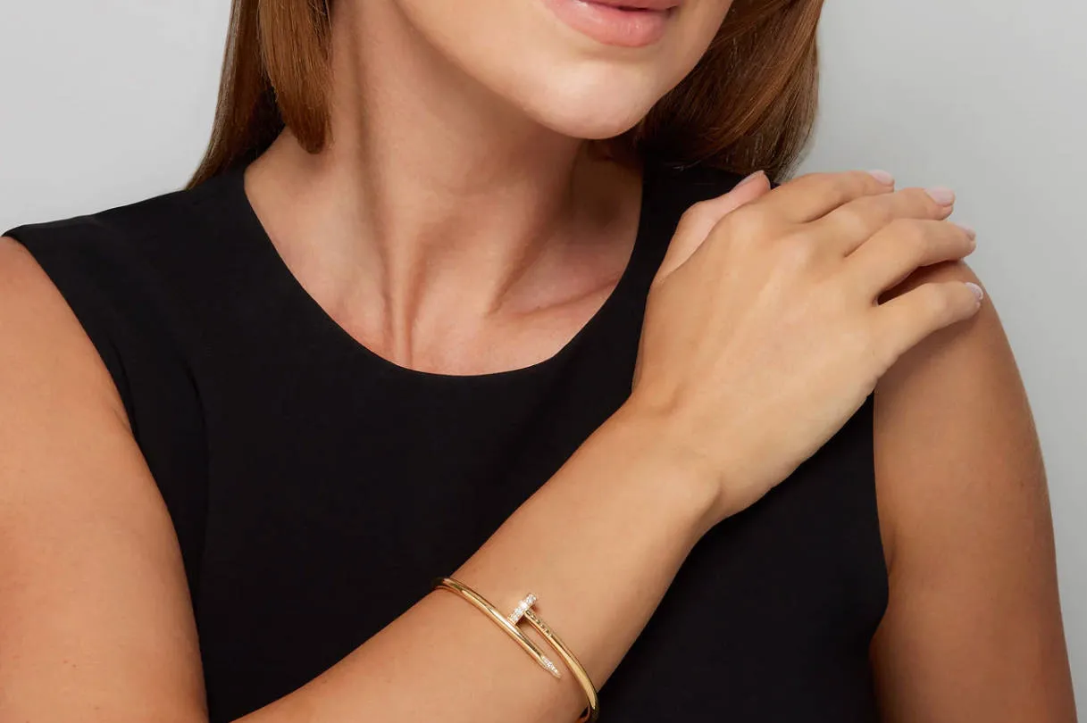 Cartier Juste Un Clou Bracelet Real vs. Fake: 10 Signs to Spot a Fake One