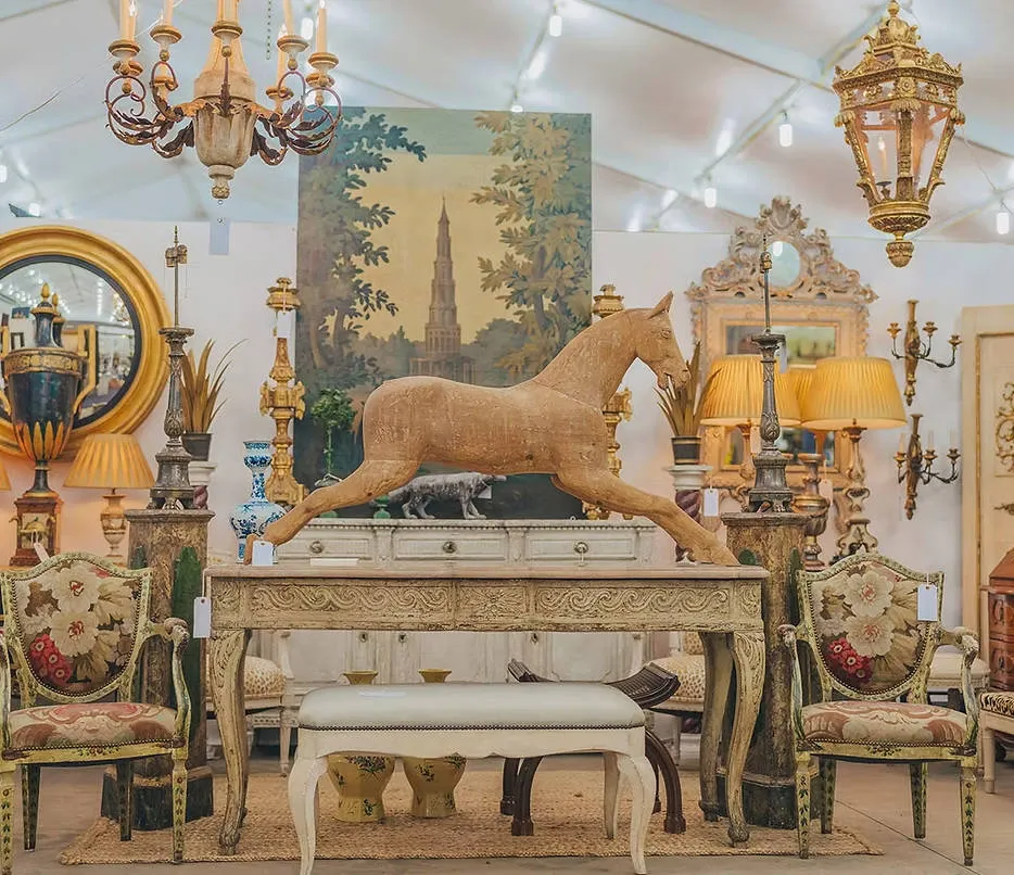 Round Top Antiques Show
